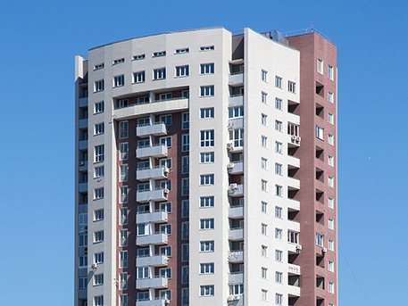 Малиновського, 8