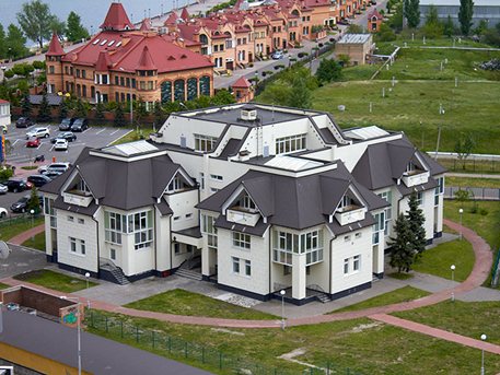 Героїв Сталінграда, 12Н